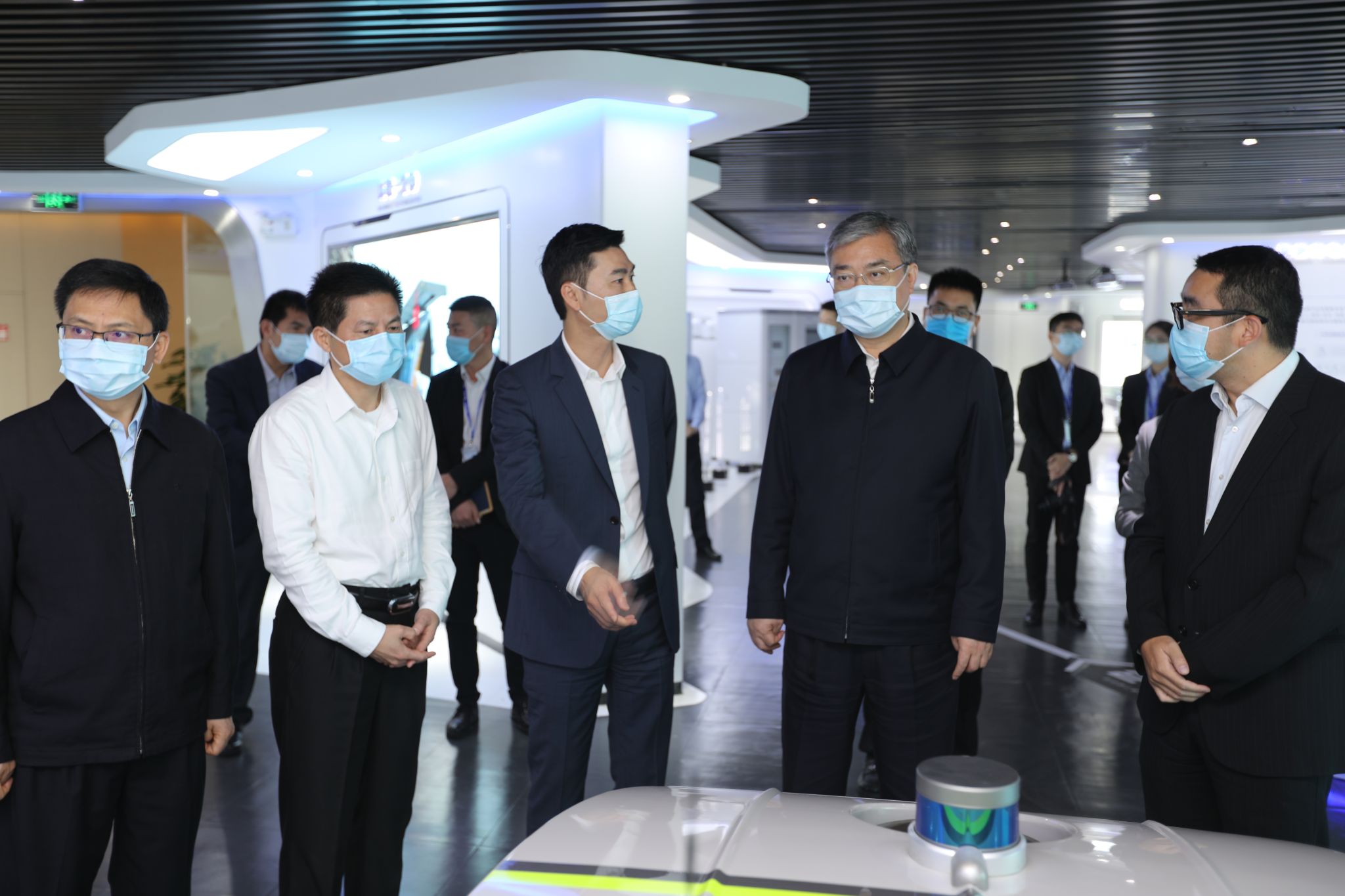 佛山市委書記魯毅調(diào)研盈峰環(huán)境，鼓勵企業(yè)再接再厲創(chuàng)新高