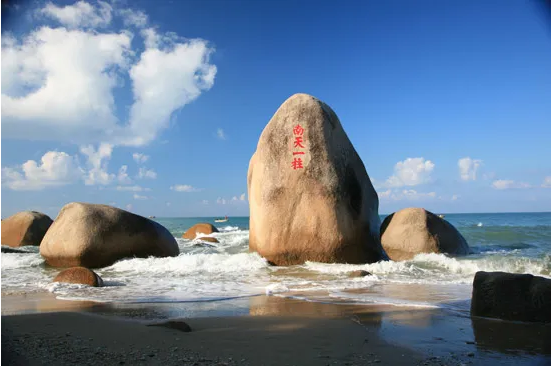 化身藍海衛(wèi)士，守護三亞海濱丨盈峰環(huán)境首個“海域保潔”項目正式簽約進場